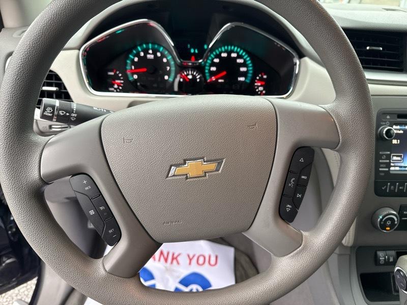 Chevrolet Traverse LS FWD w/PDC 2017