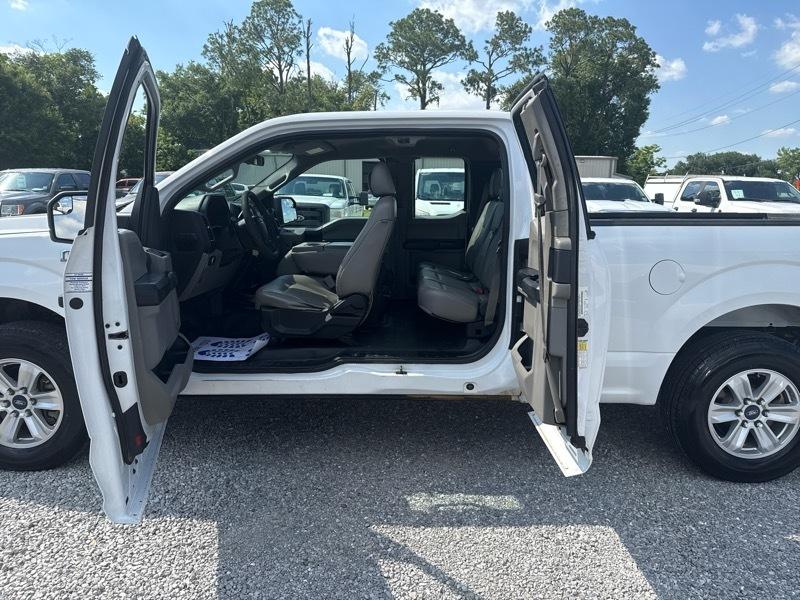 Ford F-150 XL 2WD SuperCab 6.5' Box 2017