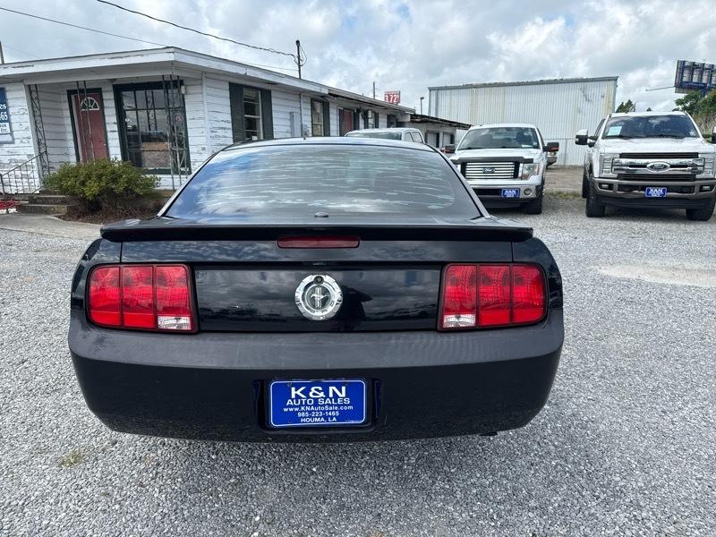 Ford Mustang V6 Premium Coupe 2008