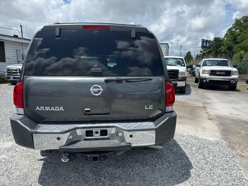 Nissan Armada LE 2WD 2005