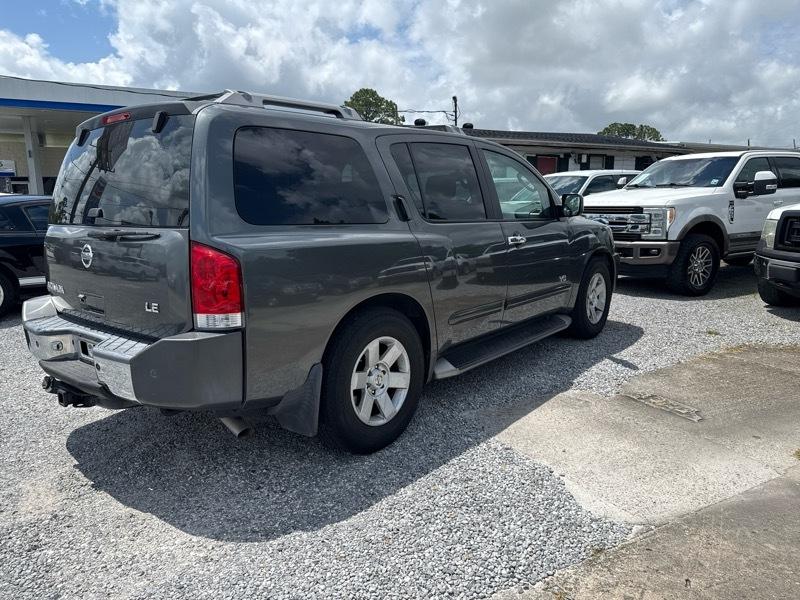 Nissan Armada LE 2WD 2005