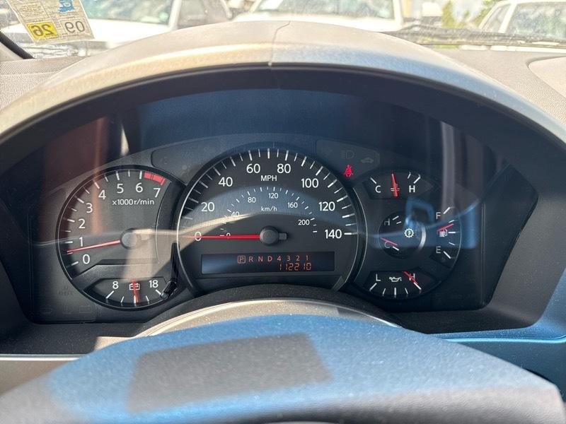 Nissan Armada LE 2WD 2005