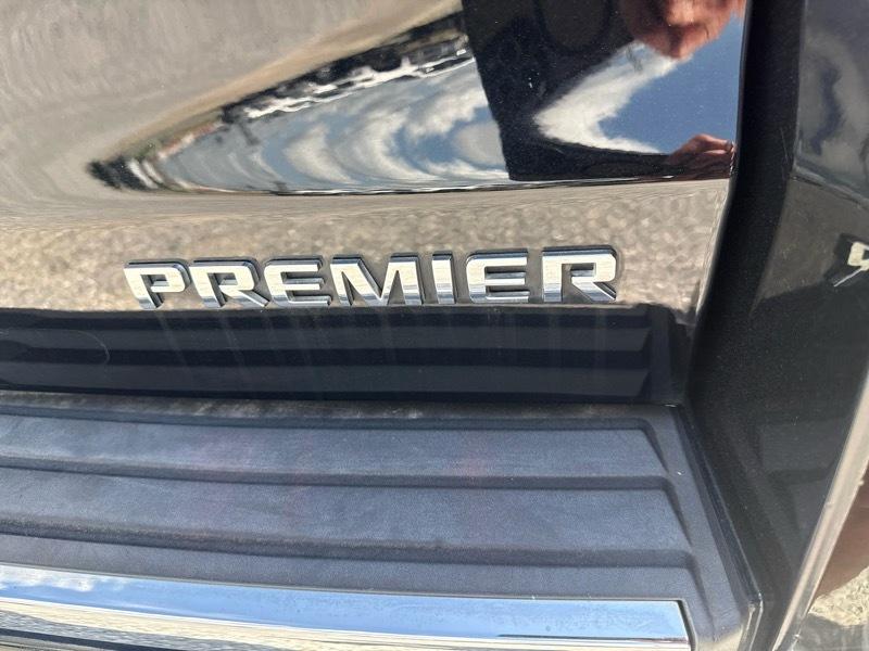 Chevrolet Suburban Premier 2WD 2019