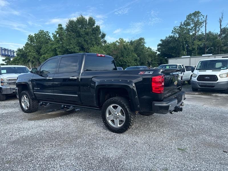 Chevrolet Silverado 2500HD LTZ Crew Cab 4WD 2015