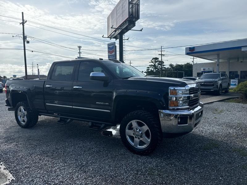 Chevrolet Silverado 2500HD LTZ Crew Cab 4WD 2015