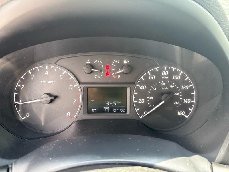 Nissan Sentra S 6MT 2017