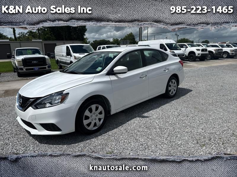 Nissan Sentra S 6MT 2017