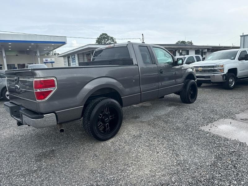 Ford F-150 XLT SuperCab 8-ft. Bed 2WD 2010