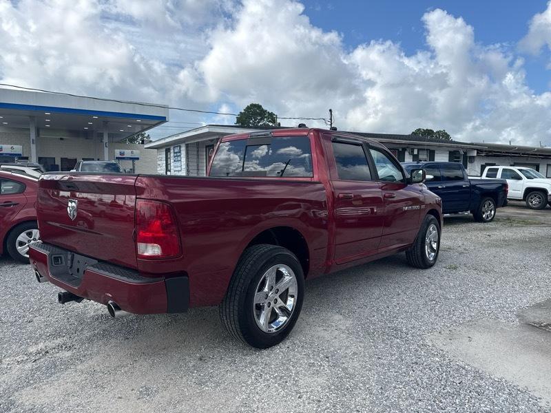 RAM 1500 ST Crew Cab 2WD 2011
