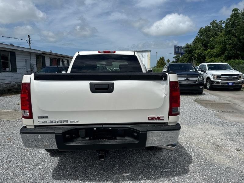 GMC Sierra 1500 SLT Crew Cab  Short Box 2WD 2011