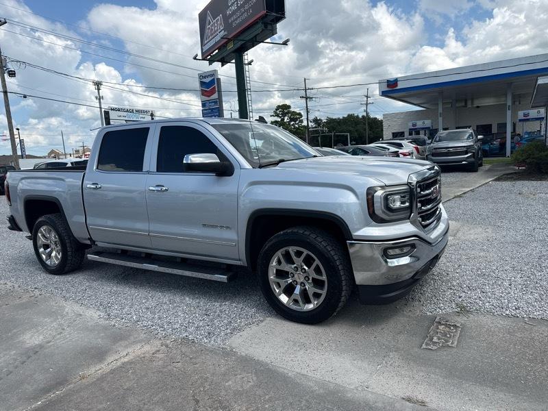 GMC Sierra 1500 SLT Crew Cab  Short Box 2WD 2017