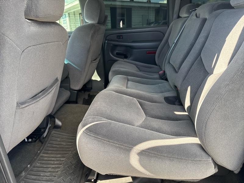 GMC Sierra 1500 SLE Crew Cab  Short Box 2WD 2005