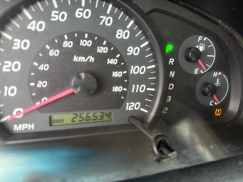 Toyota Tundra SR5 Double Cab 4.7L 2WD 2006