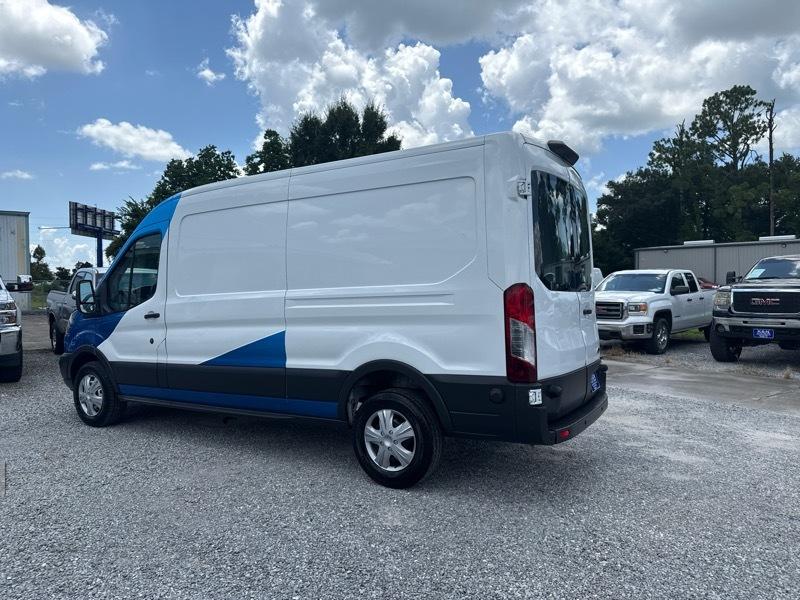 Ford Transit 250 Van Med. Roof w/Sliding Pass. 148-in. WB 2018