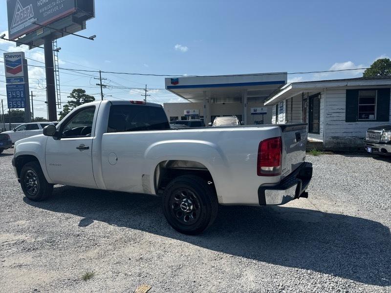 GMC Sierra 1500 W/T Reg Cab 2011