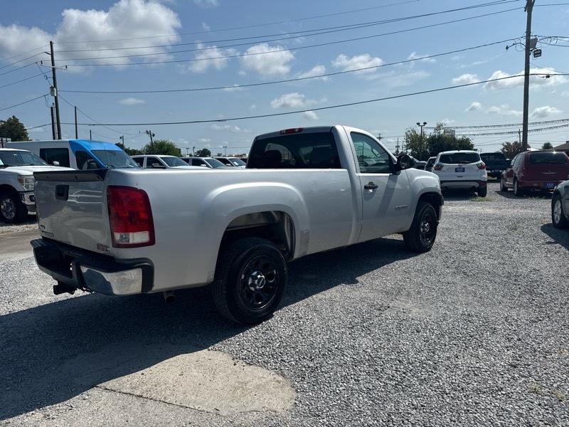 GMC Sierra 1500 W/T Reg Cab 2011