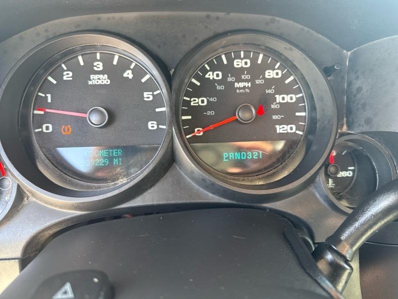 GMC Sierra 1500 W/T Reg Cab 2011
