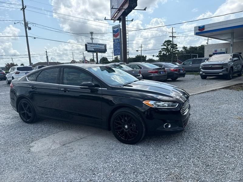 Ford Fusion SE 2016