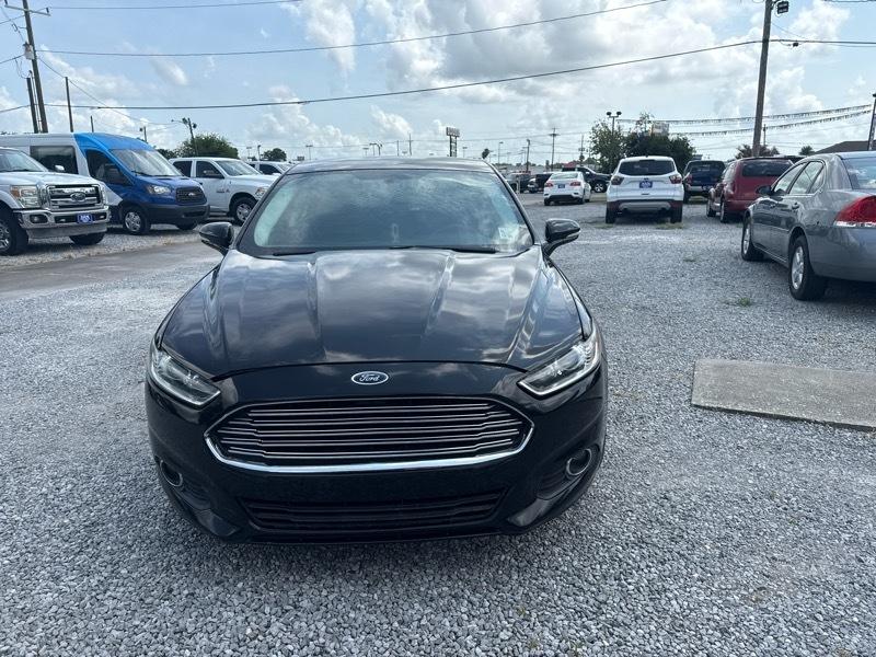 Ford Fusion SE 2016