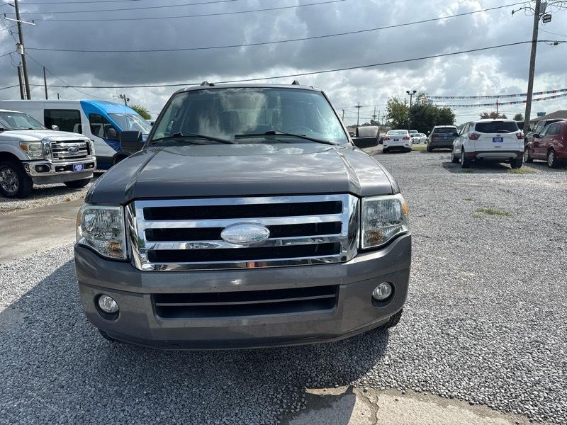 Ford Expedition XLT 2WD 2010