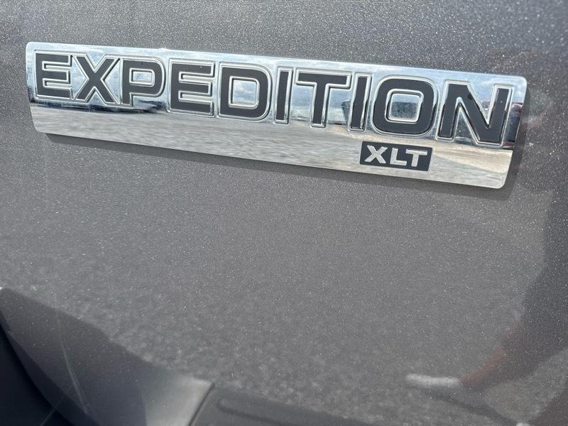 Ford Expedition XLT 2WD 2010