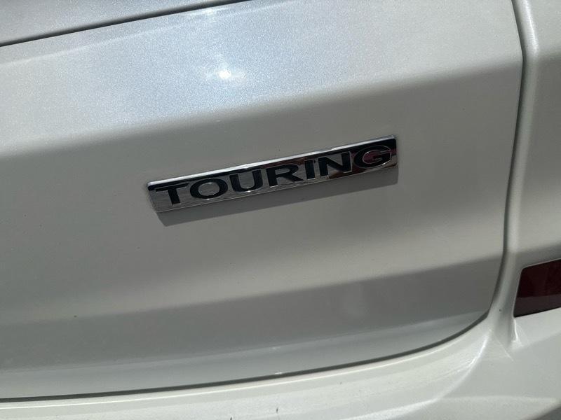 Honda CR-V Touring 2WD 2015