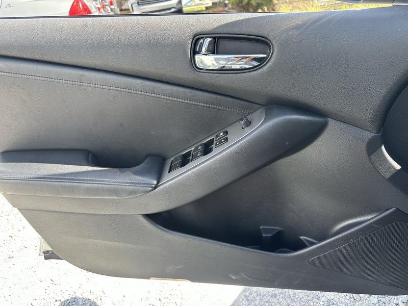 Nissan Altima 2.5 S 2010