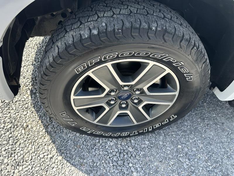 Ford F-150 XLT 2WD SuperCrew 6.5' Box 2016