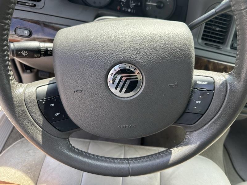 Mercury Grand Marquis LS 2010