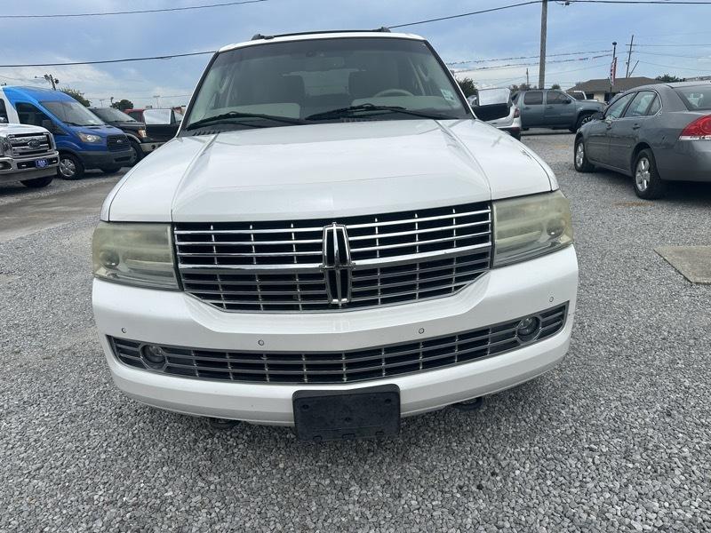 Lincoln Navigator 2WD 2011