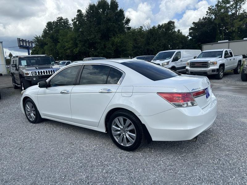 Honda Accord photo 2