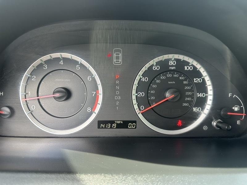 Honda Accord photo 11