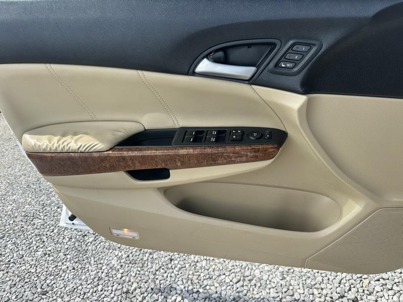 Honda Accord photo 13