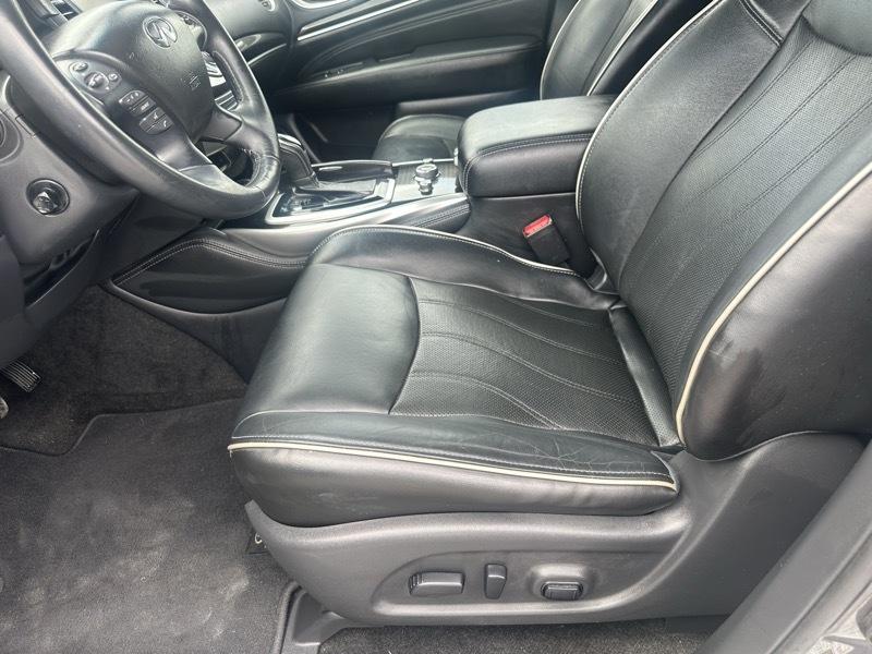 Infiniti QX60 photo 8