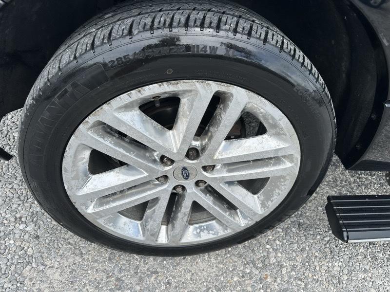 Ford Expedition EL Platinum 4WD 2016