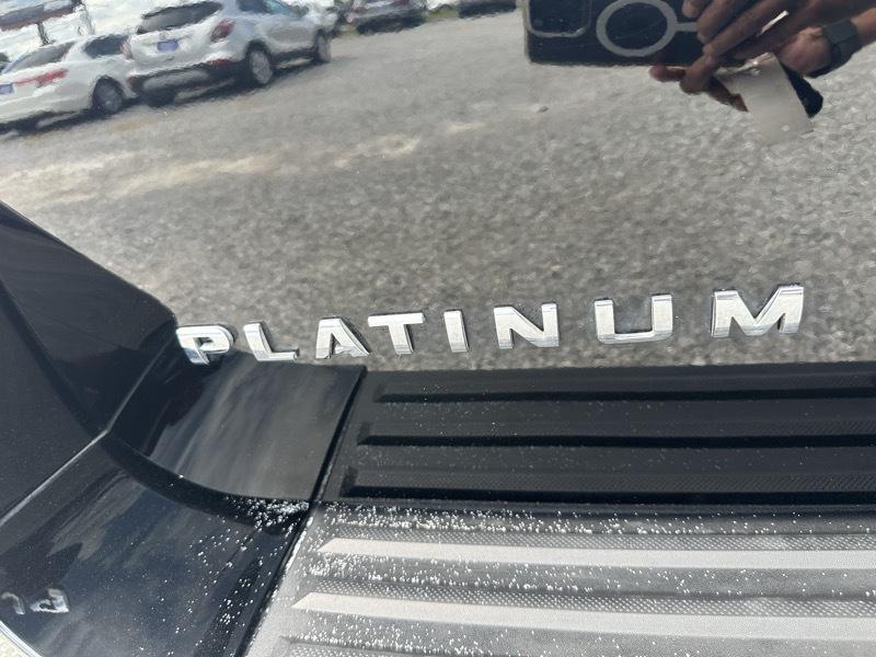 Ford Expedition EL Platinum 4WD 2016
