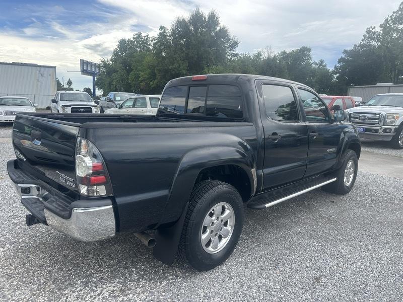 Toyota Tacoma photo 5