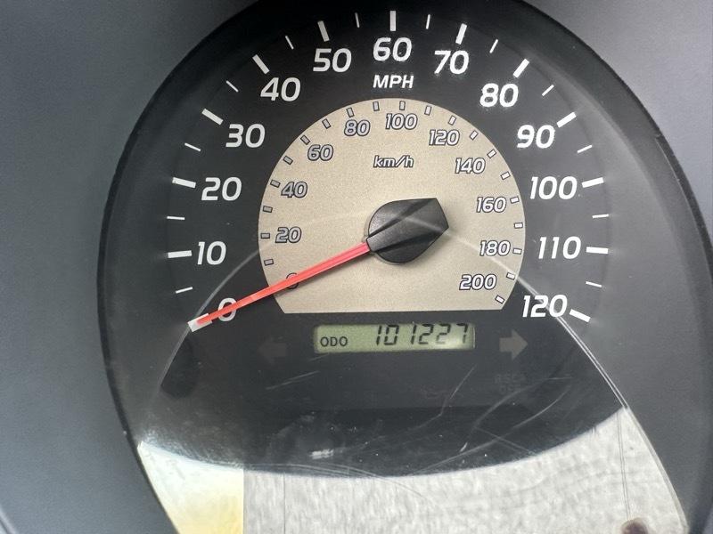Toyota Tacoma photo 12
