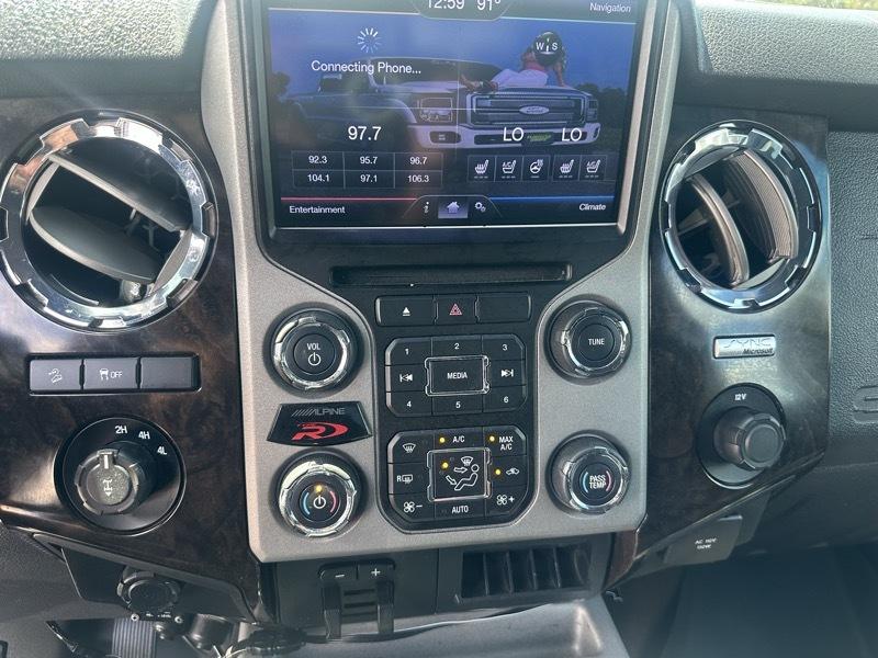Ford F-250 SD Platinum Crew Cab 4WD 2013