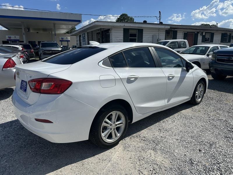 Chevrolet Cruze photo 4