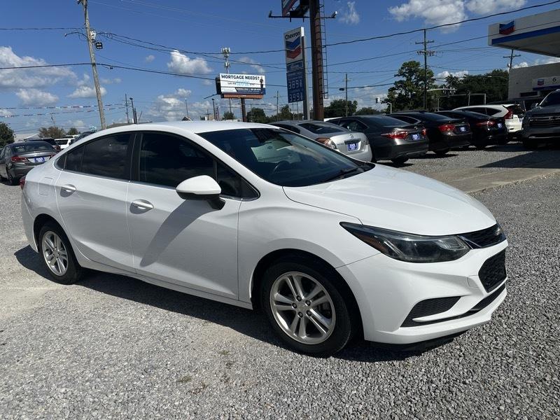 Chevrolet Cruze photo 5