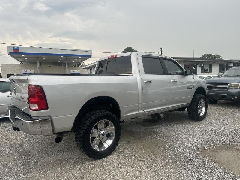 RAM 2500 Big Horn 4x4 Crew Cab 6'4" Box 2015