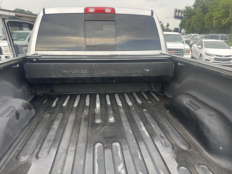 RAM 2500 Big Horn 4x4 Crew Cab 6'4" Box 2015
