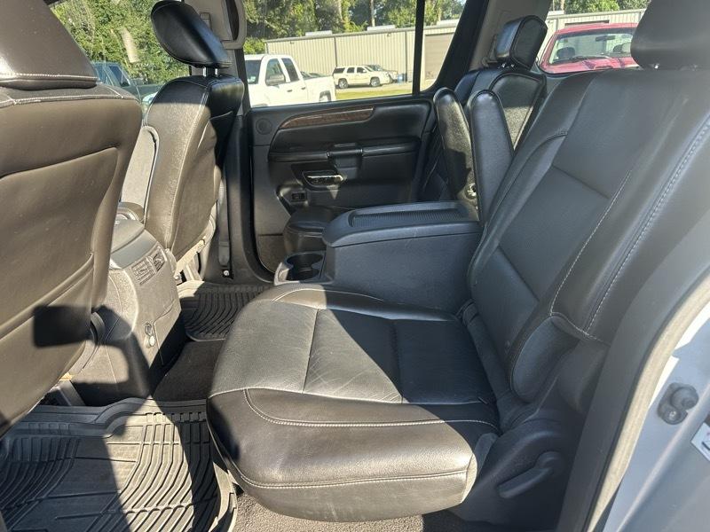 Nissan Armada photo 14