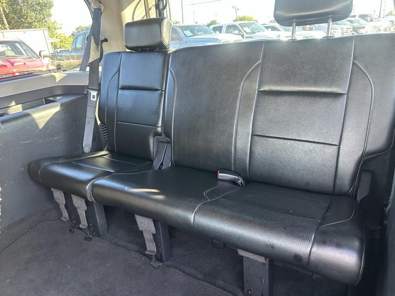 Nissan Armada photo 15