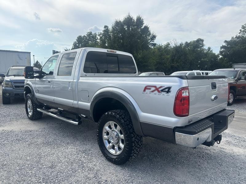 Ford F-250 SD Lariat Crew Cab 4WD 2015
