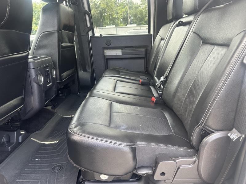 Ford F-250 SD Lariat Crew Cab 4WD 2015
