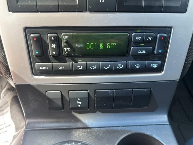 Mercury Mountaineer Premier 4.0L 2WD 2009