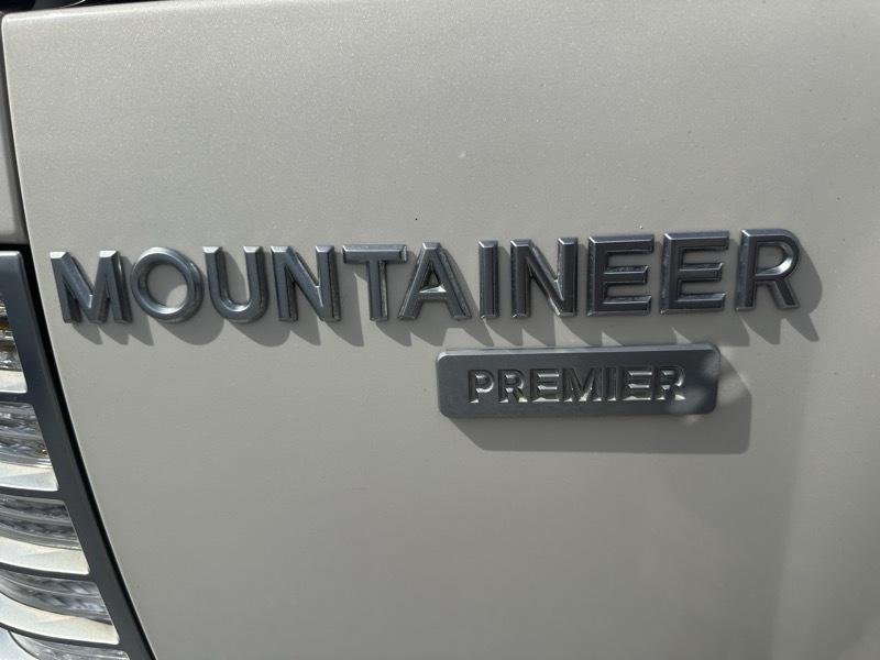 Mercury Mountaineer Premier 4.0L 2WD 2009