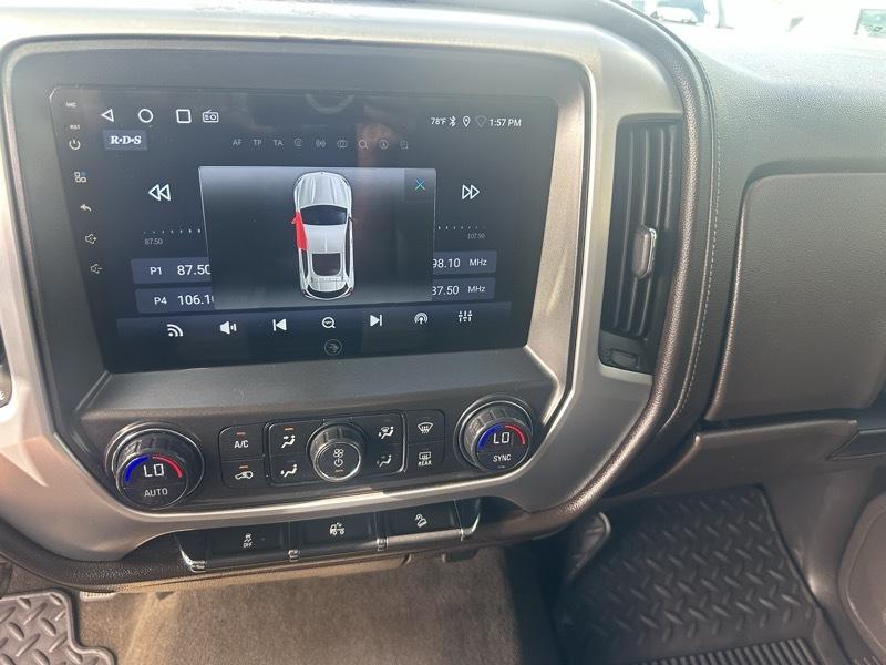 GMC Sierra photo 9